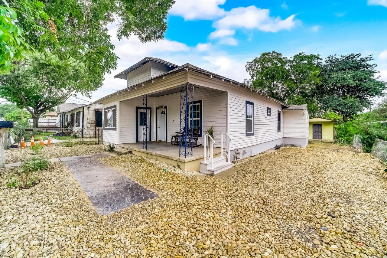 Midtown Modern Farmhouse San Antonio Exterior foto